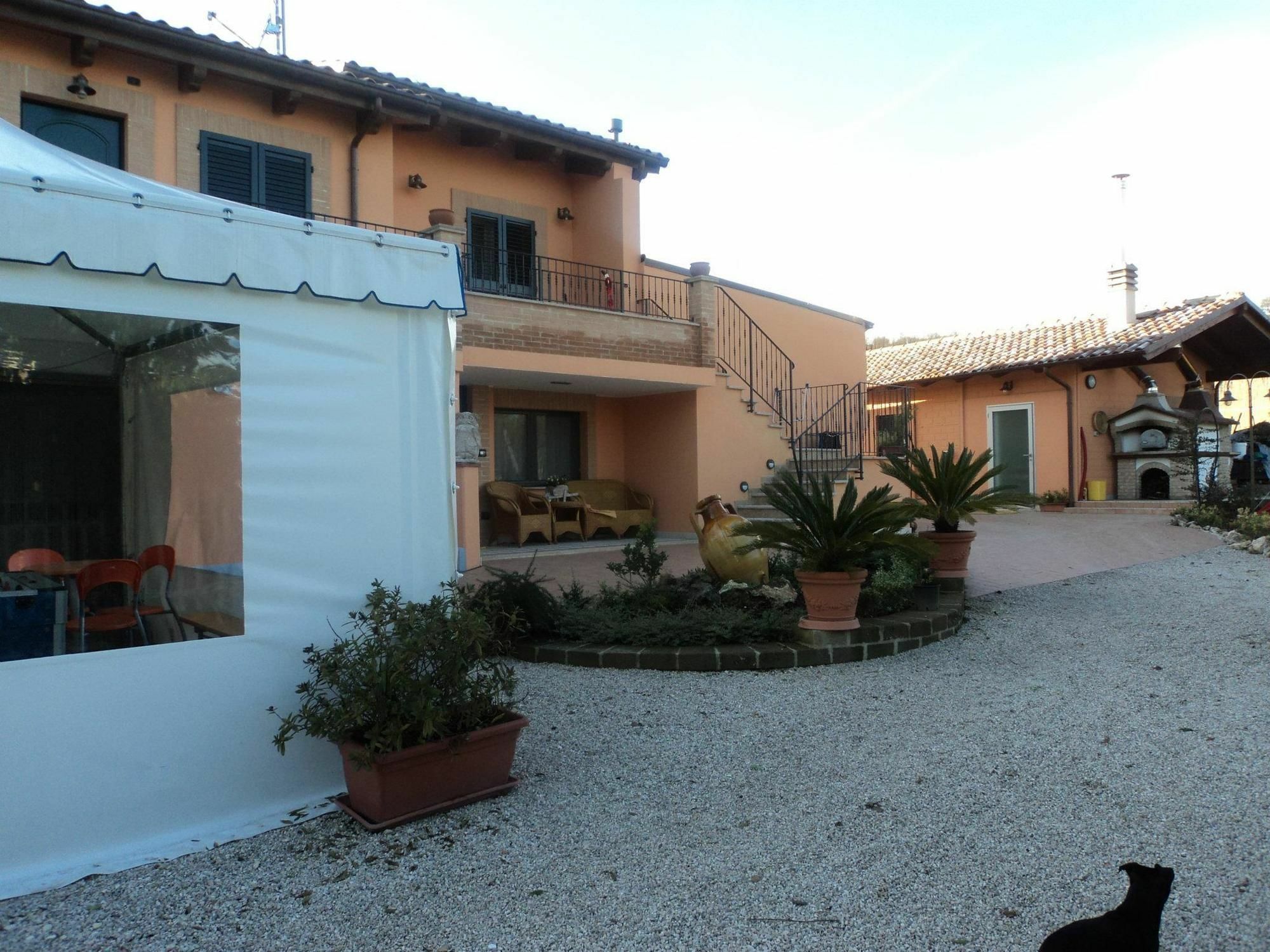 Agriturismo Le Vigne Fermo Extérieur photo