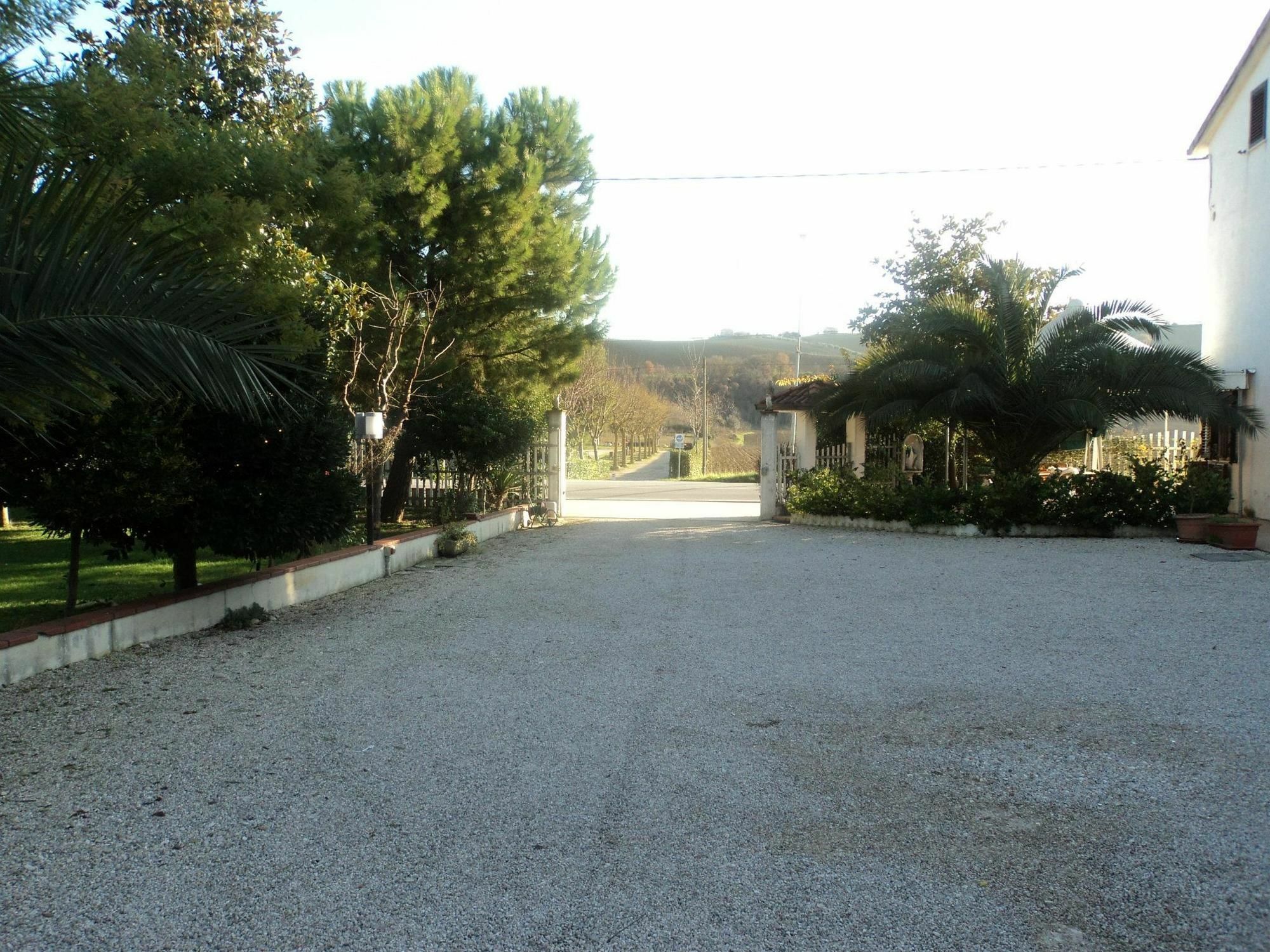 Agriturismo Le Vigne Fermo Extérieur photo
